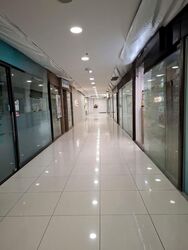 Grand Hyatt Singapore (D9), Retail #584319301